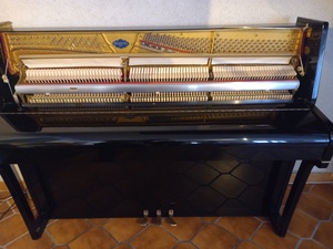 Piano droit Pleyel 